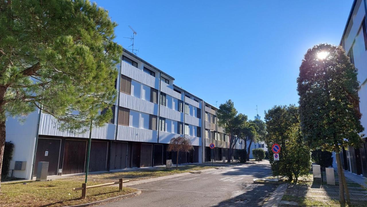 Ferienwohnung Isola Terramare Lignano Sabbiadoro Exterior foto
